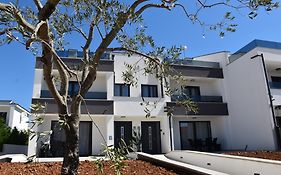 Apartments Rismondi 37D